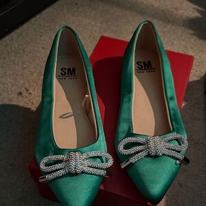SM New York Emerald Green Flats with Bow Accent